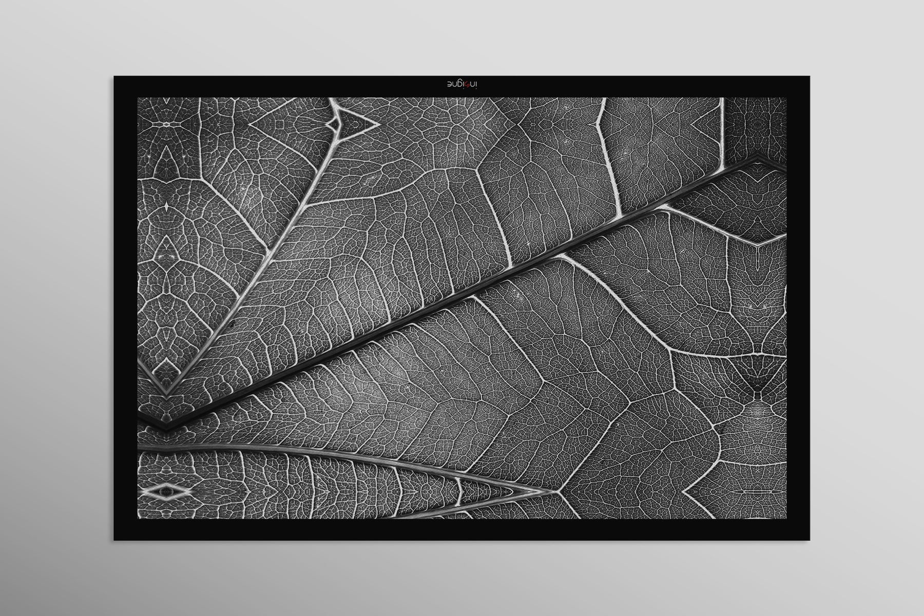 Silver Veins — Haptic 3D Embossed + Gloss Lacquer Print