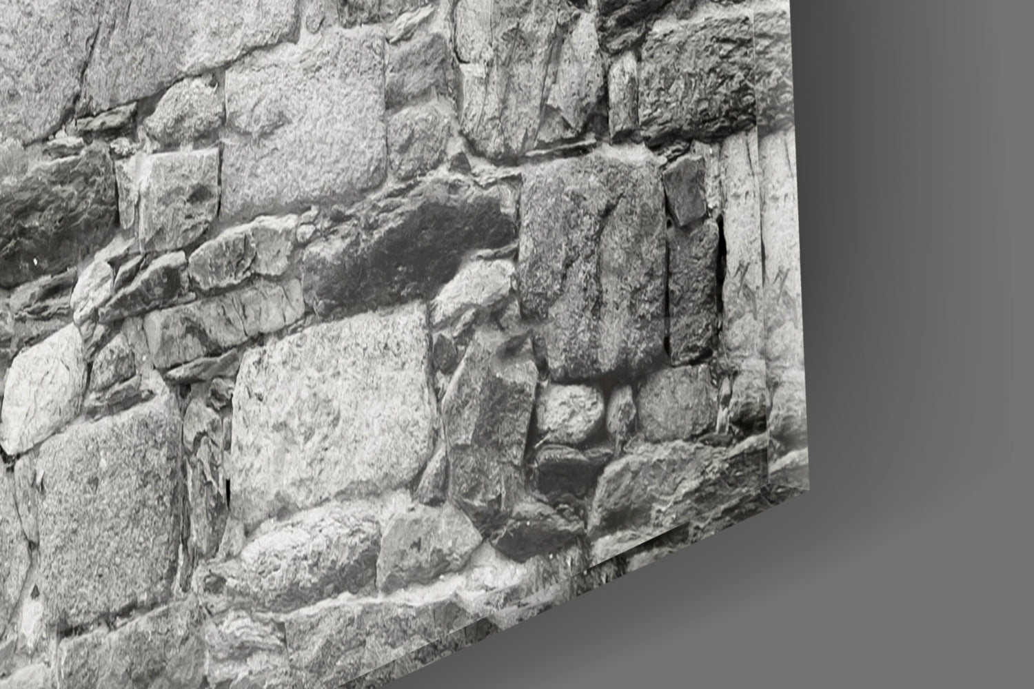 Red Door Glass Wall Art.