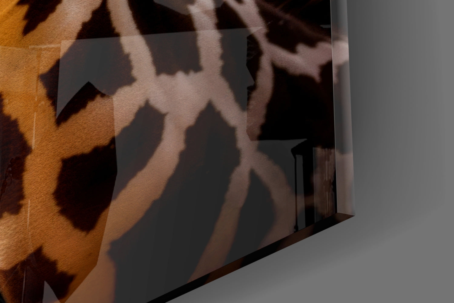 The Gentle Look of a Giraffe Glass Wall Art || Designer Collection