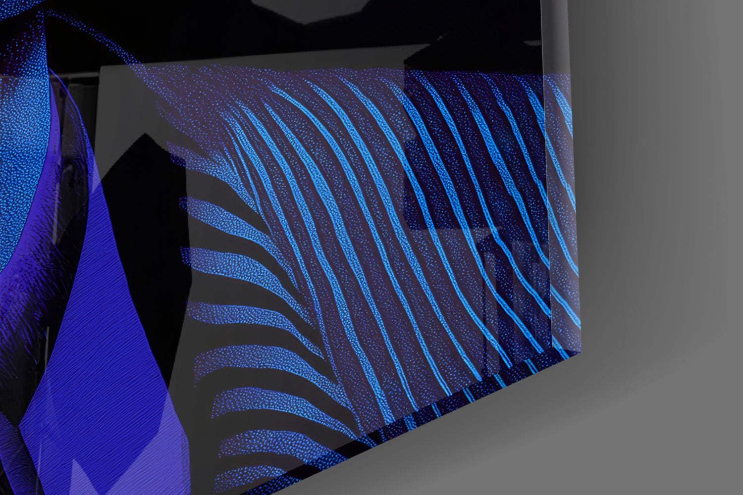 Striped Look Glass Wall Art || Designer Collection