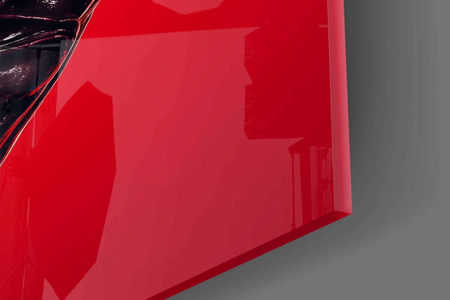 Alien: Red Menace Glass Wall Art || Designer Collection