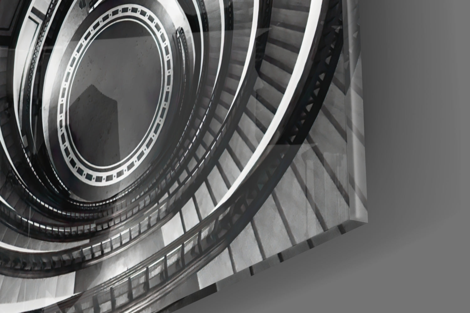 Loop Glass Wall Art.