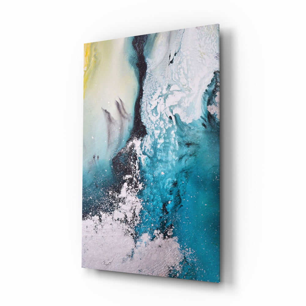 Fluid-marine panel bringing serene calm to a contemporary lounge
