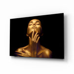 Fashion-portrait panel bringing bold drama to a contemporary study