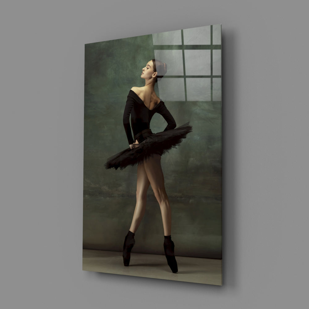 Classical-portrait panel bringing dramatic elegance to a contemporary bedroom