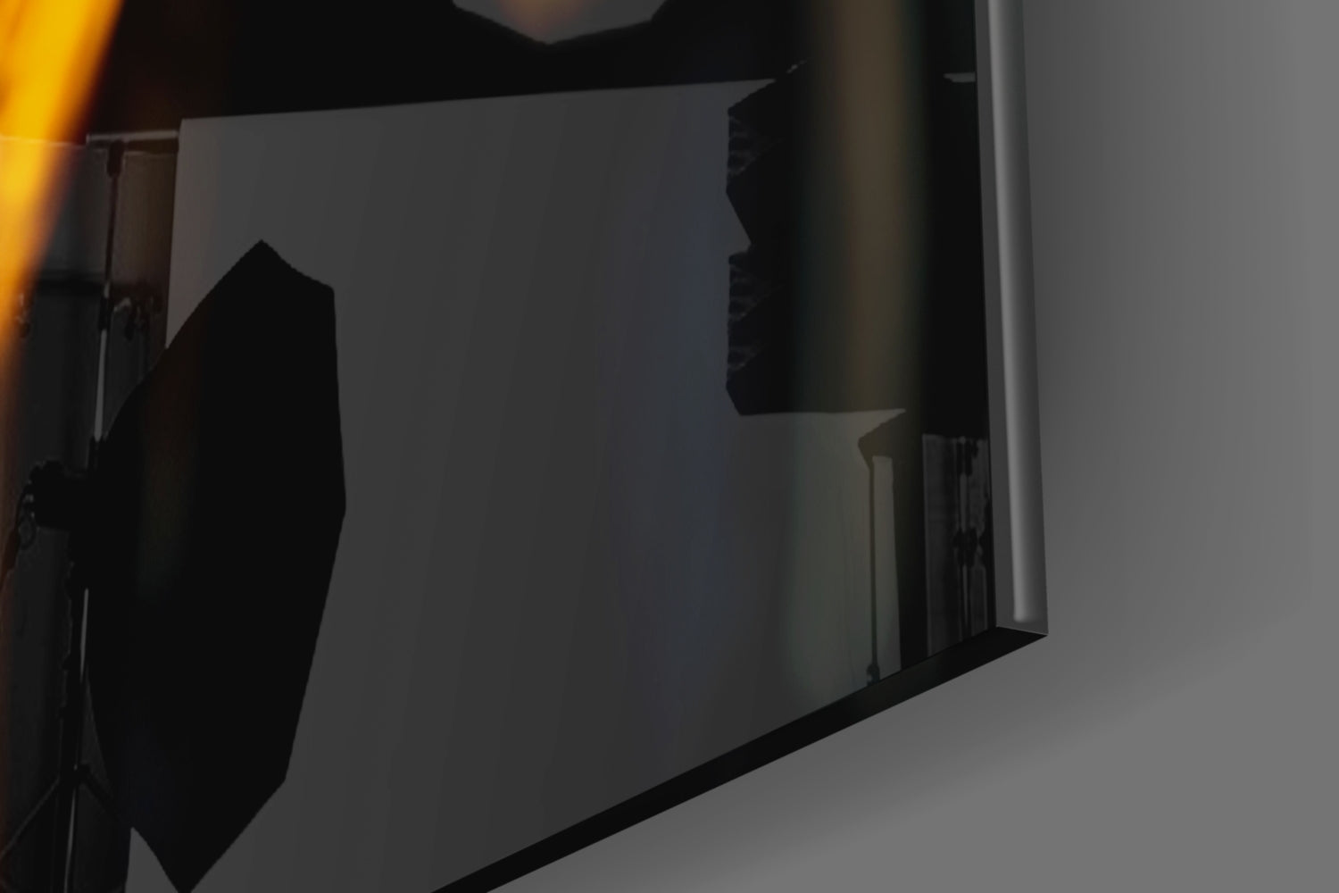 The Beak's Reveal Glass Wall Art || Designer Collection.