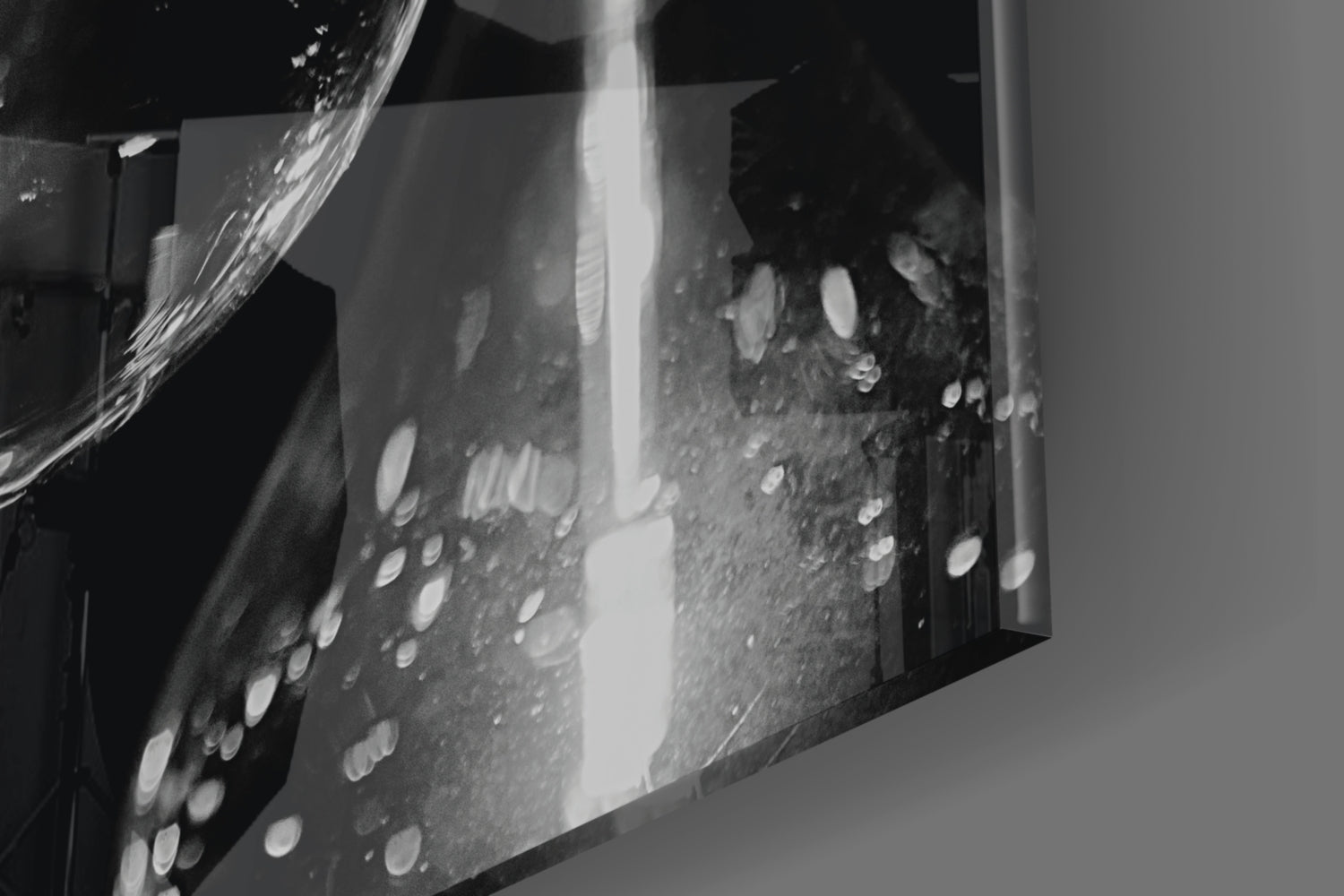 Never Give Up Glass Wall Art.