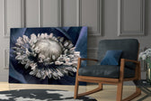 Gray Flower glass print enhancing a bedroom with editorial spirit