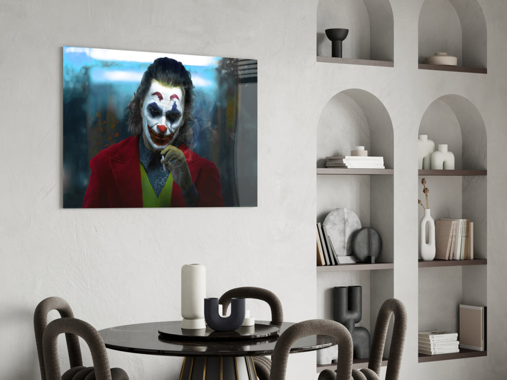 DC glass print bringing cinema edge to a teen's bedroom