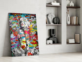 Pop-graffiti panel against an ivory-painted accent wall