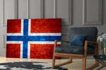 Patriotic yatay panel against an ivory-painted accent wall