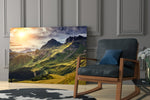Landscape yatay panel against an ivory-painted accent wall