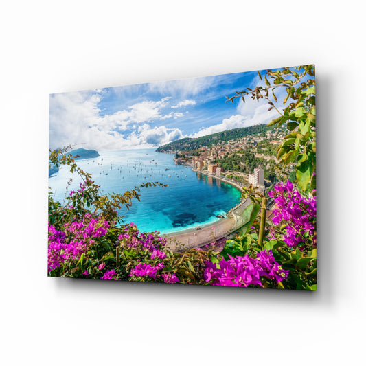Nice France glass wall art in a modern living room