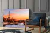 Travel yatay panel against an ivory-painted accent wall