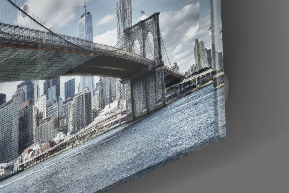 Brooklyn Bridge Glass Wall Art.