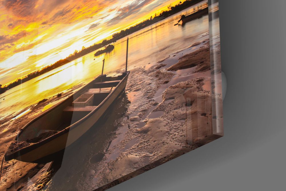 Boat Glass Wall Art.