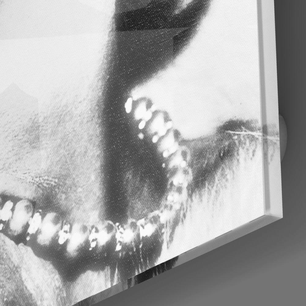 Marilyn Monroe Glass Wall Art.