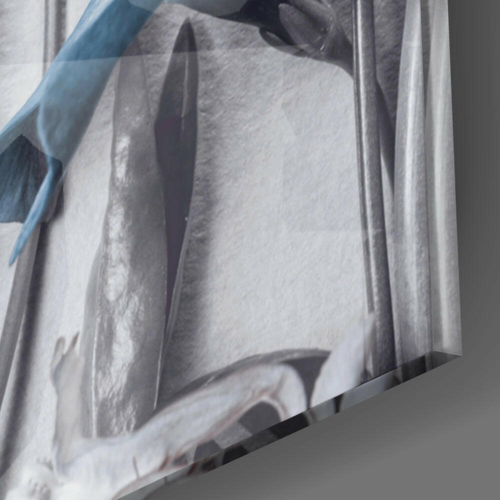 Lily Glass Wall Art.