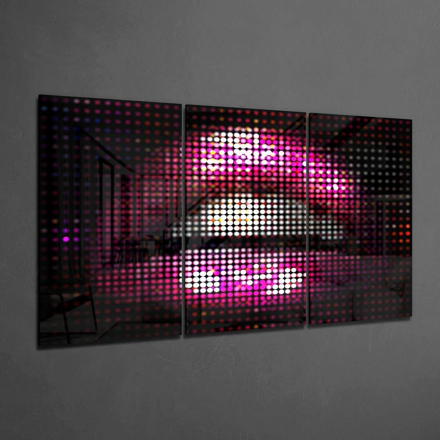 Lips Glass Wall Art.