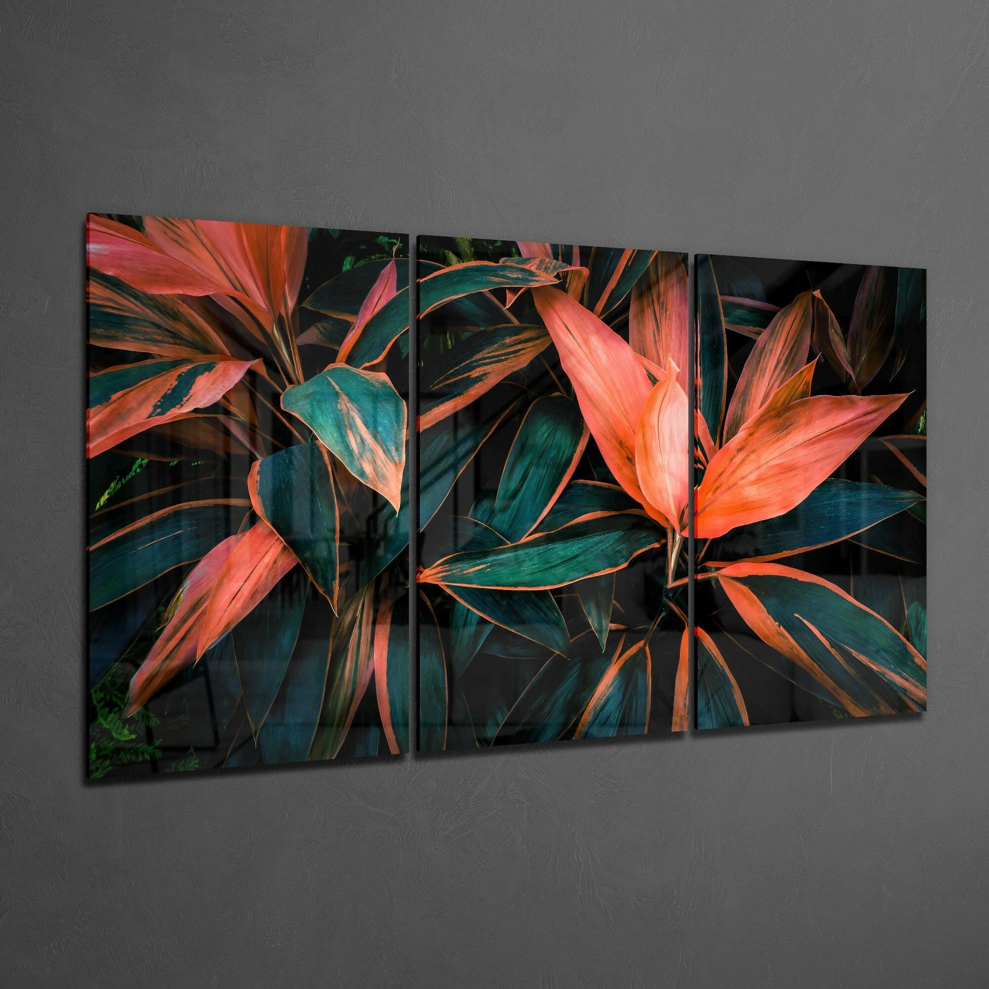 Flower - Cordyline Glass Art.