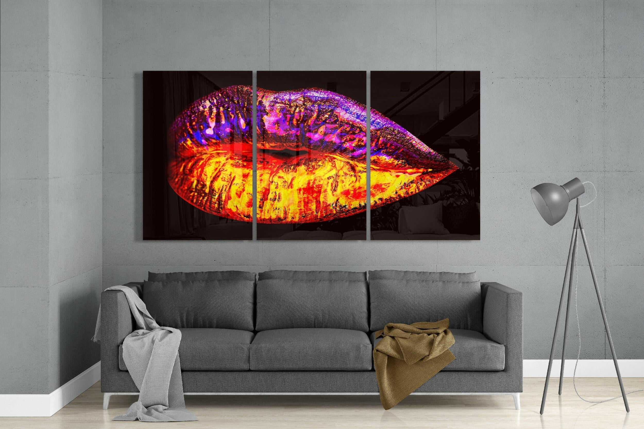 Lips Glass Art.