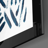 Blue Lines close-up showing herringbone dash pattern
