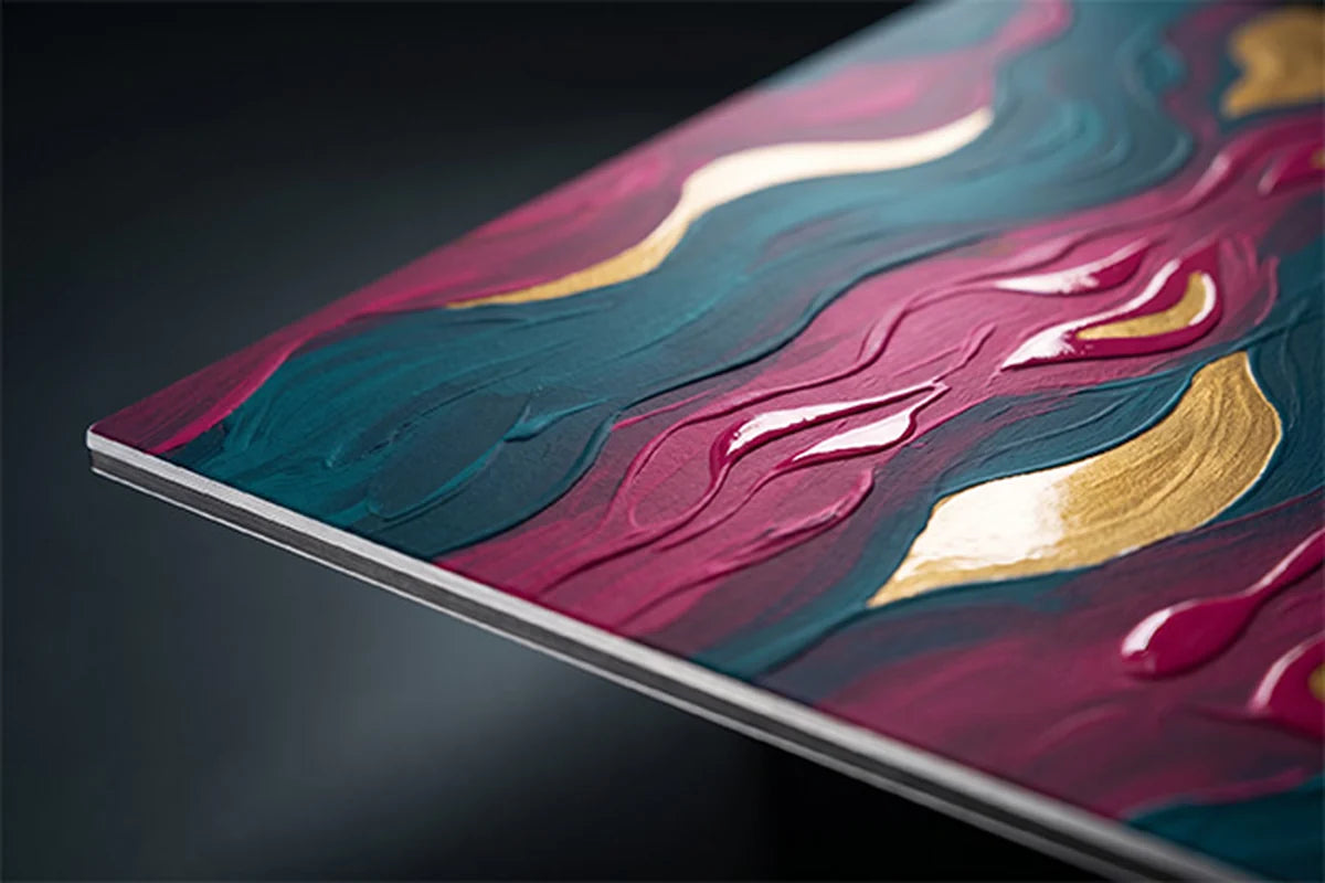 High-Gloss Lacquer Accents